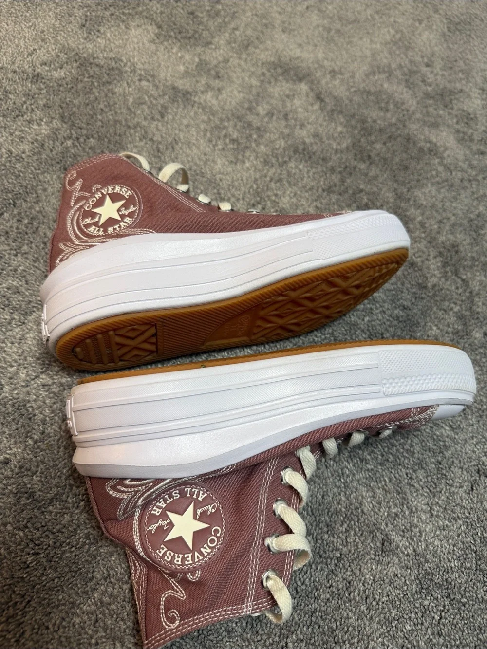 Converse high top